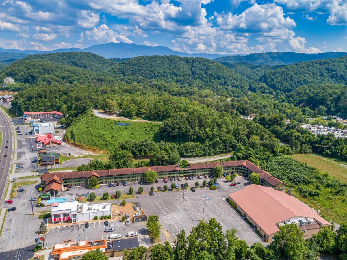 Days Inn By Wyndham Pigeon Forge South Eksteriør billede