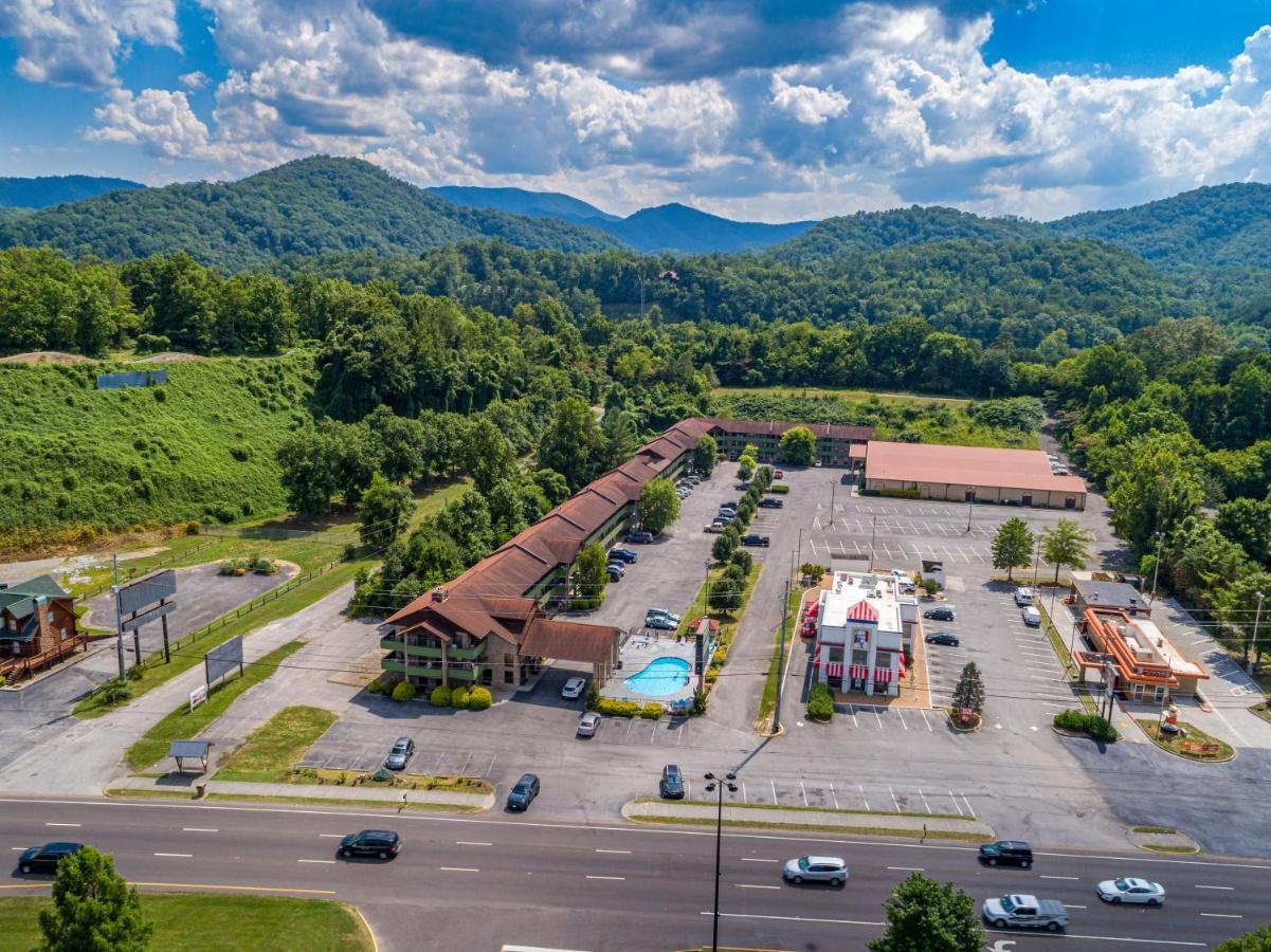 Days Inn By Wyndham Pigeon Forge South Eksteriør billede