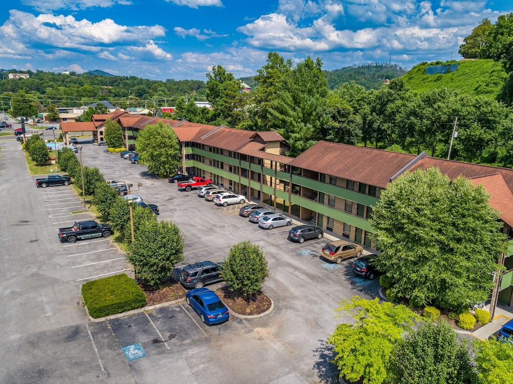 Days Inn By Wyndham Pigeon Forge South Eksteriør billede