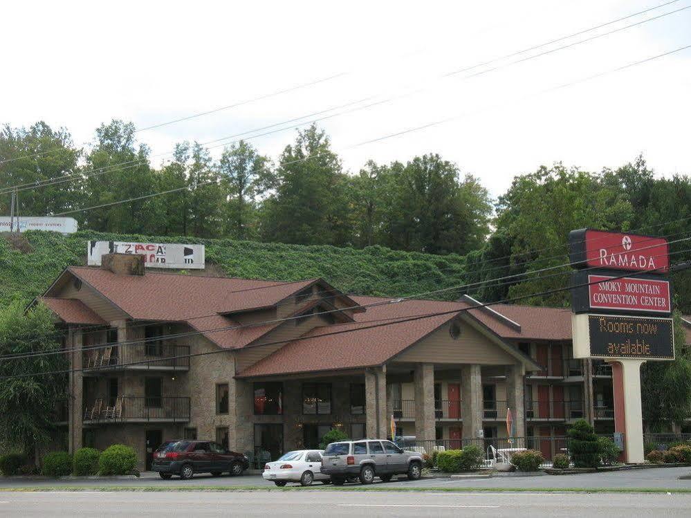 Days Inn By Wyndham Pigeon Forge South Eksteriør billede